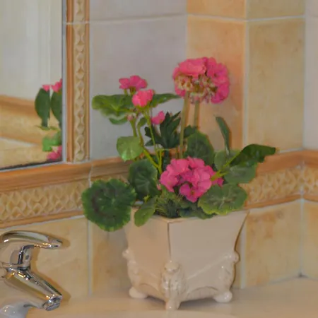 Luxury Paradise Kastoria * Lithia