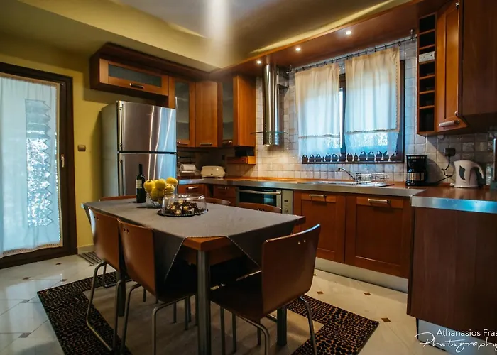 Βίλα Luxury Paradise Kastoria *